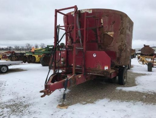 92449- JAY-LOR VERTICAL MIXER, 540 PTO, CUTTER/MIXER/FEEDER