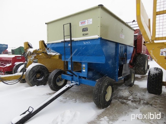 92747- DMI E280 GRAVITY WAGON ON DMI RUNNING GEAR, LIKE NEW!