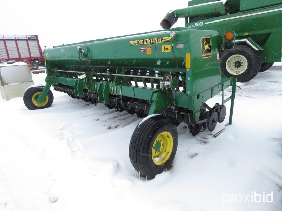 93073- JOHN DEERE 1520 GRAIN DRILL, 3PT. 7.5" SPACING, JD FLUTED SEED CUPS
