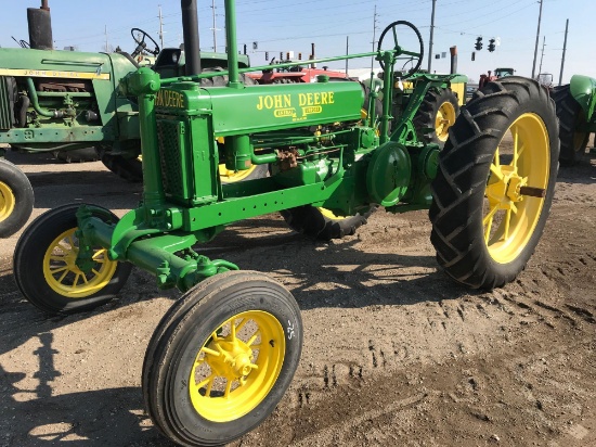 93722- JOHN DEERE BW TRACTOR