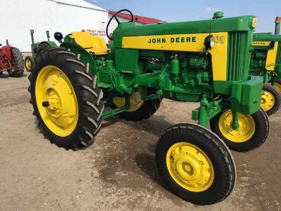 93947- JOHN DEERE 430 V TRACTOR