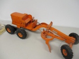 85842 Model toys, Adams motor grader, vintage, original, 1/16 scale