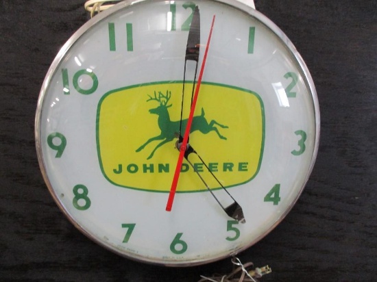 85288 - JD 4 Legged Clock, glass 15" circle, lighted
