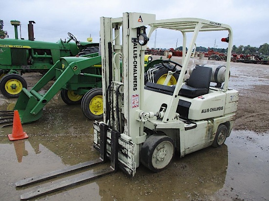 1415- ALLIS CHALMERS FORKLIFT