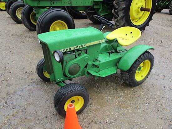 1591- JOHN DEERE 110 LAWN AND GARDEN TRACTOR