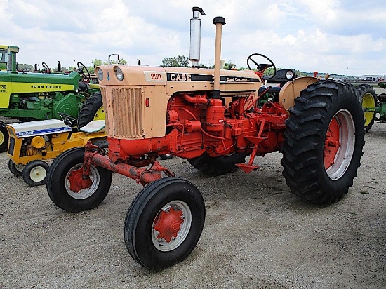 94100- CASE 830 TRACTOR