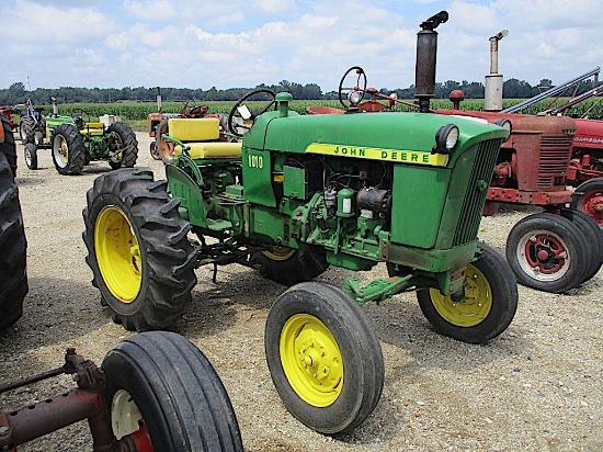 94176- JD 1010 TRACTOR