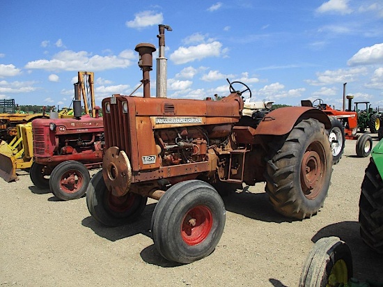 94344- INTERNATIONAL 806 TRACTOR