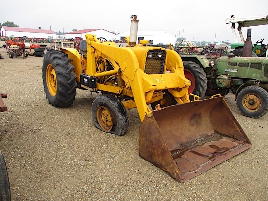 97821- JD 3010 TRACTOR