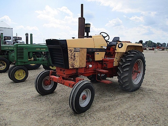 98045- CASE 770 TRACTOR