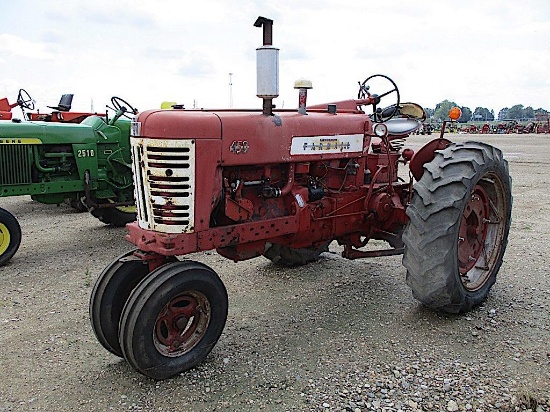 98073- IH 450 TRACTOR