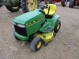 1553- JOHN DEERE LX176 LAWN TRACTOR