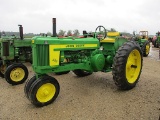 1585- JOHN DEERE 520 TRACTOR