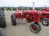 94242- IH B TRACTOR