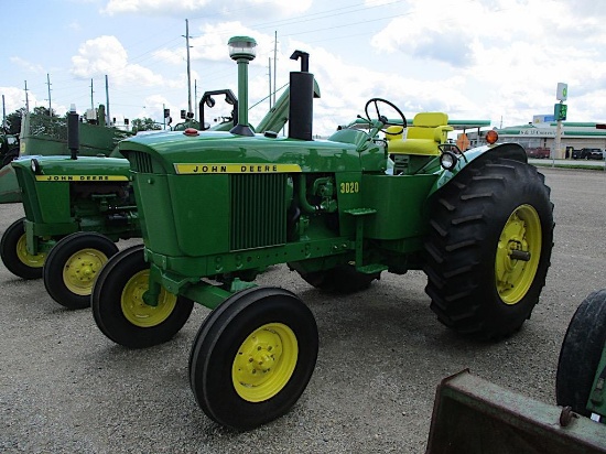 1071- JOHN DEERE 3020 TRACTOR