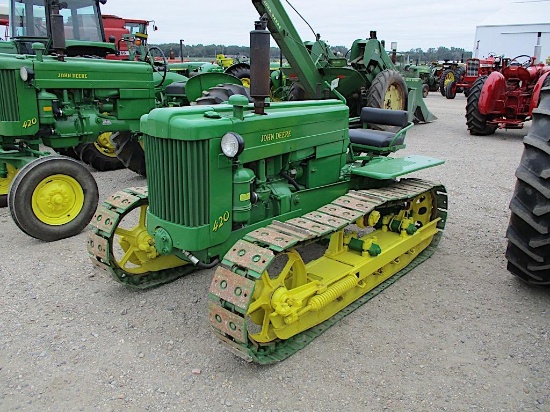 1437- JOHN DEERE 420 CRAWLER