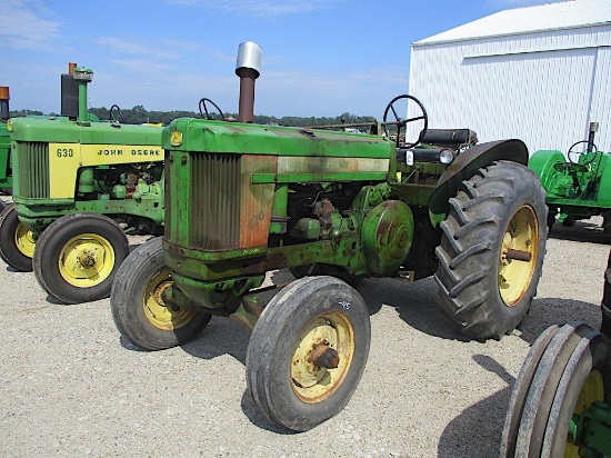 94330- JOHN DEERE 620 TRACTOR