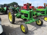 94323- JOHN DEERE BW TRACTOR