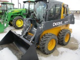 94363- DEERE 320E SKID STEER