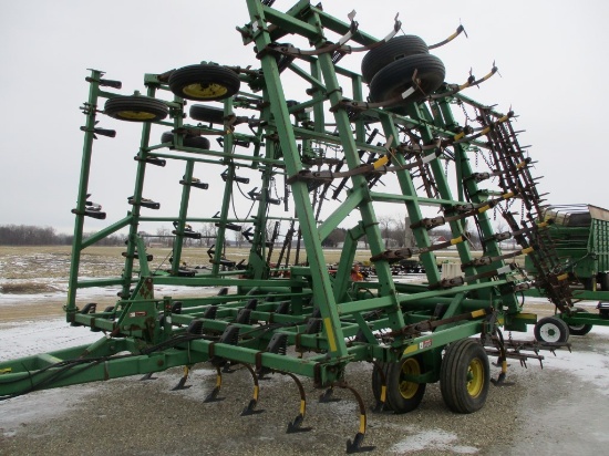 2947-JD 980 FIELD CULTIVATOR, 40'