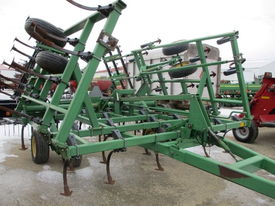 3343-JD 980 FIELD CULTIVATOR, 24'