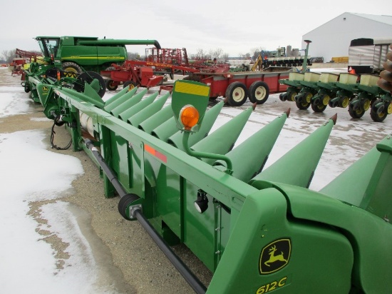 3381-JD 612C , 12R CORN HEAD