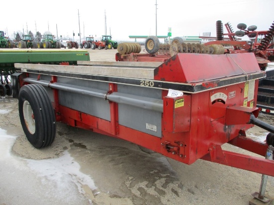 3422-GEHL 250 MANURE SPREADER