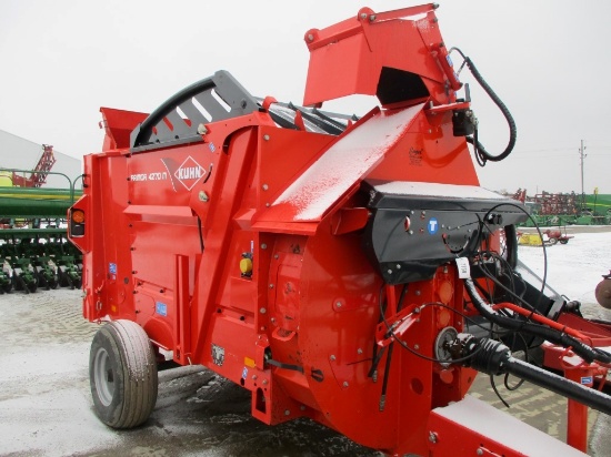 3759-KUHN PRIMOR 4270M MIXER WAGON