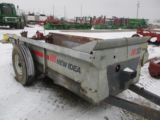 3782-NI 361 MANURE SPREADER