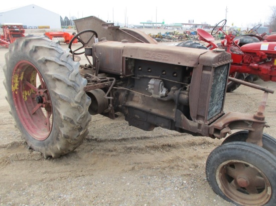 4249-CASE CC TRACTOR
