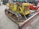 4930-CASE 320 CRAWLER