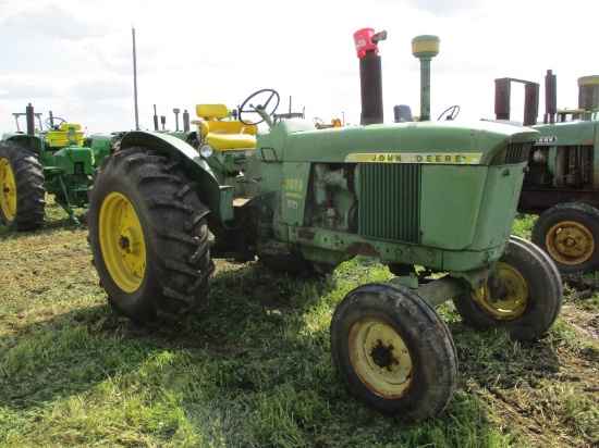 98711 - JOHN DEERE 3010