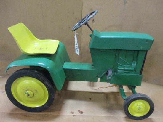 98914-JOHN DEERE LAWN & GARDEN PEDAL, REPAINTED