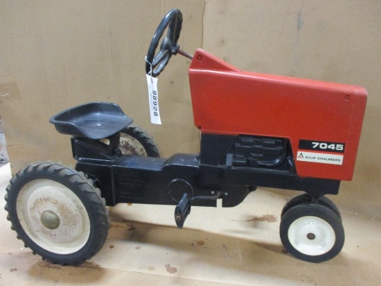 98928-ALLIS CHALMERS 7045 PEDAL, ORIGINAL