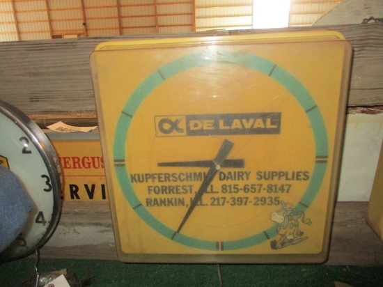 99094-DELAVAL PLASTIC CLOCK