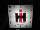 86289-IH GLASS CLOCK