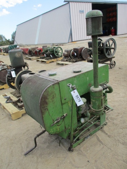 9079- JOHN DEERE LUC MOTOR, 2 CYLINDER