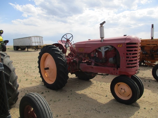 9119- MASSEY HARRIS 44