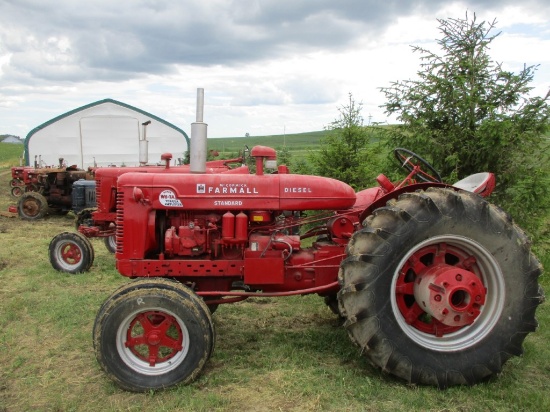 10009- FARMALL SUPER W6-TA