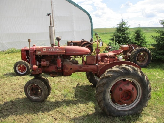 10025- FARMALL B