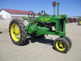 7352-JOHN DEERE G UNSTYLED