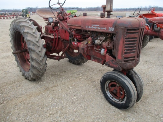 5349-IH 200 TRACTOR