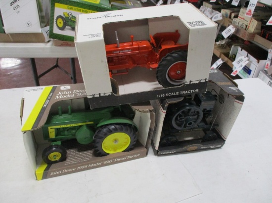 4660-MCCORMICK DEERING M, AC D17, JD 820, NIB , 1/16 SCALE