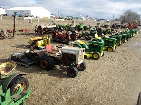 Annual Spring Collector Auction - APRIL 1st