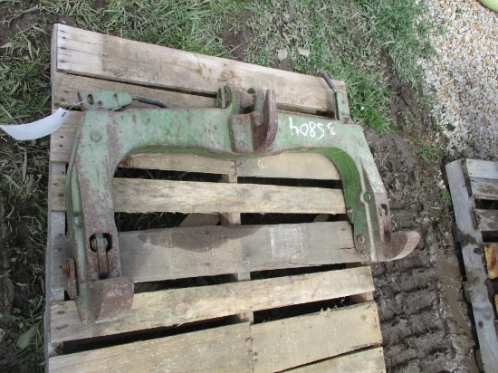 1099- JOHN DEERE QUICK COUPLER
