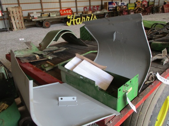 99142- JOHN DEERE 4020 DUST SHIELDS w/ PLATFORM PARTS