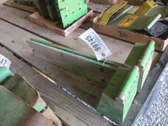 99145- JOHN DEERE FRONT WEIGHT BRACKETS (2)