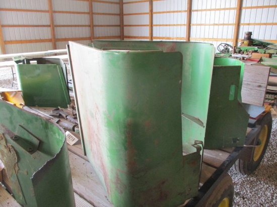 99216- JOHN DEERE 5020 DUST SHIELDS