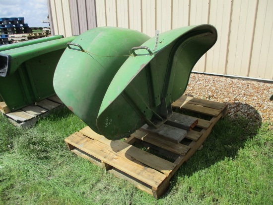 99324- JOHN DEERE NEW GEN STANDARD FENDER SET