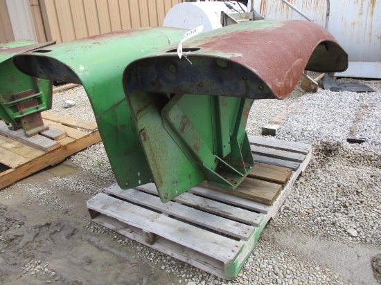 99338- JOHN DEERE NEW GEN LARGE STANDARD FENDER SET (2)